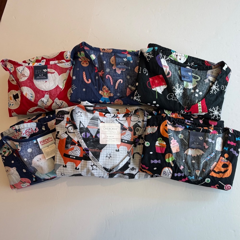 Lot of 6 Holiday Scrub Tops Zoe + Chloe Cherokee Rudolph Christmas Halloween S